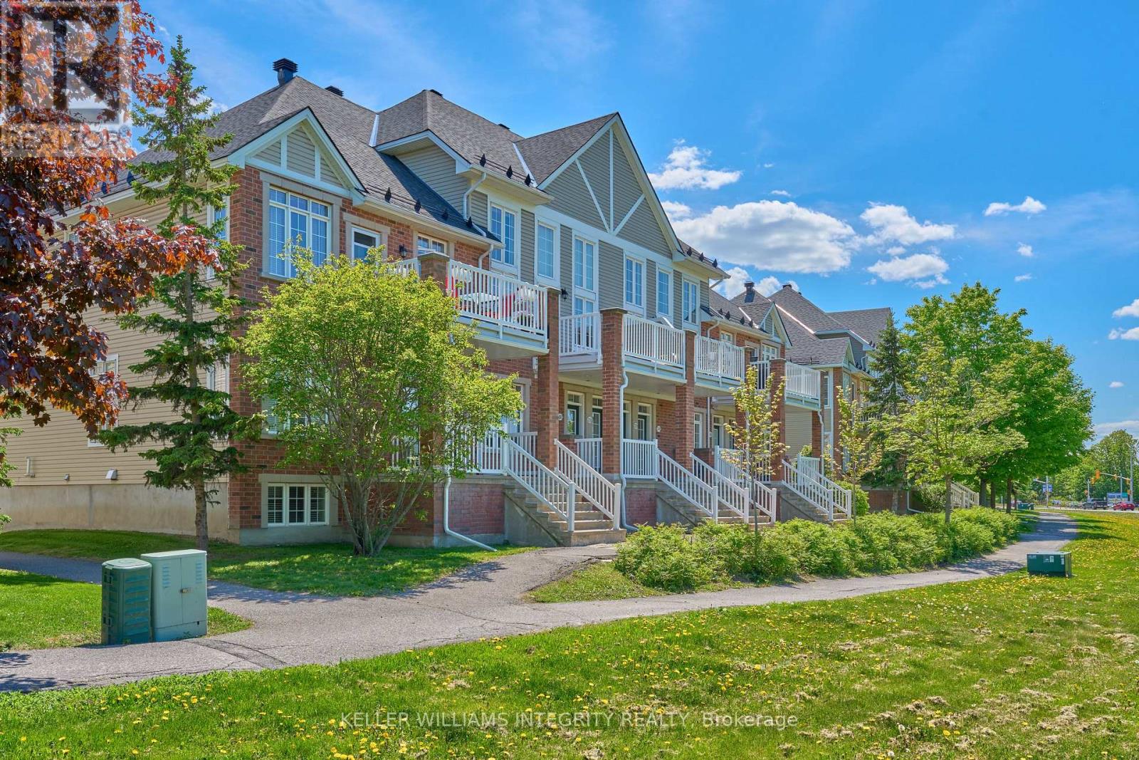 Property at #3 - 1697 CAMPEAU DRIVE image 4