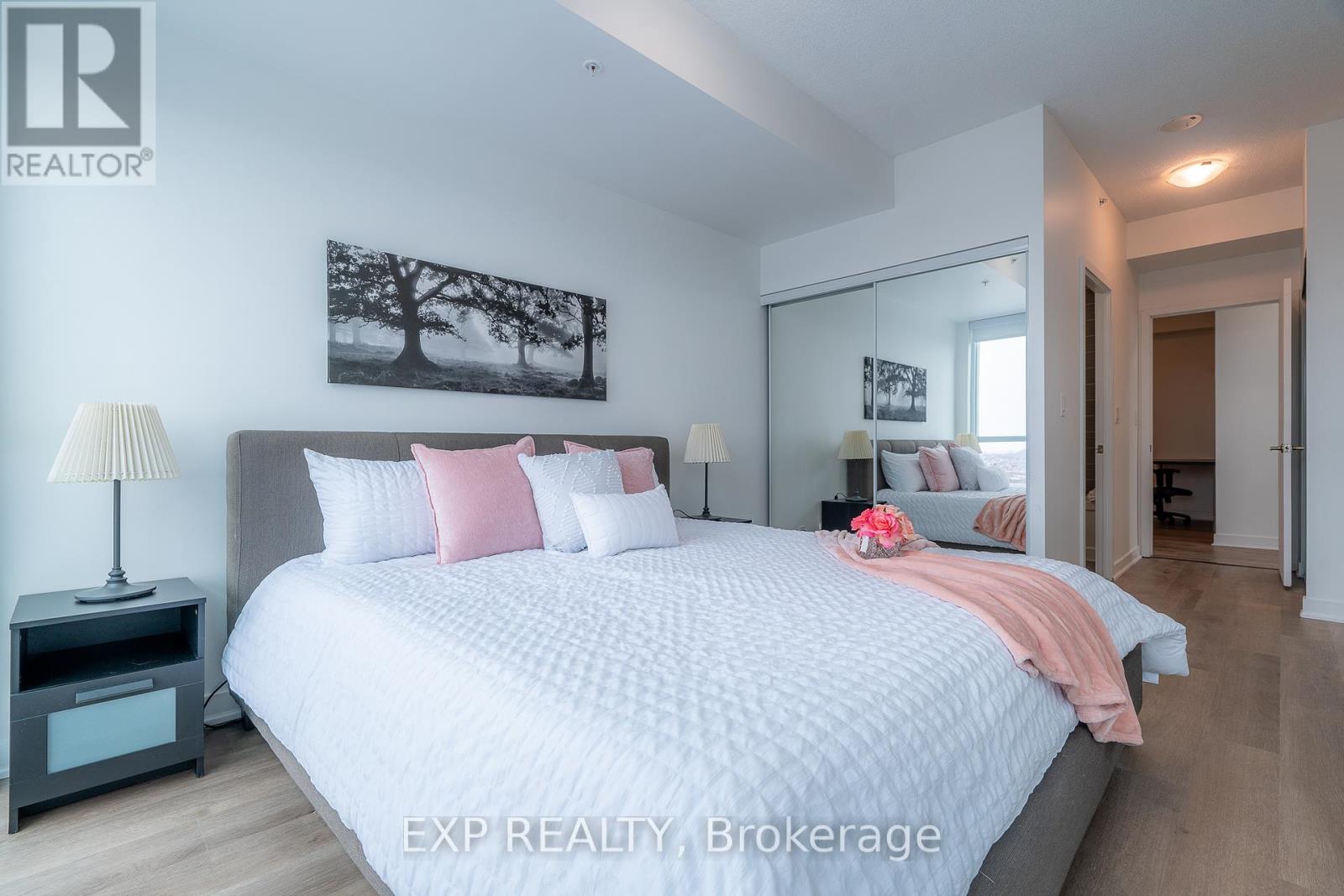 2008 - 3985 Grand Park Drive, Mississauga, Ontario  L5B 0H8 - Photo 10 - W12180522