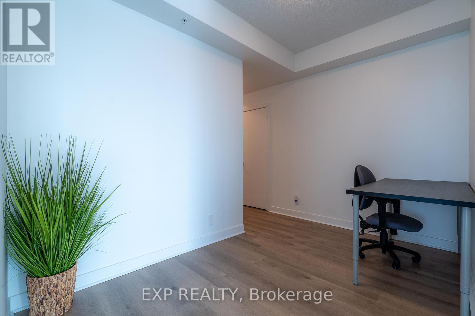 2008 - 3985 Grand Park Drive, Mississauga, Ontario  L5B 0H8 - Photo 15 - W12180522