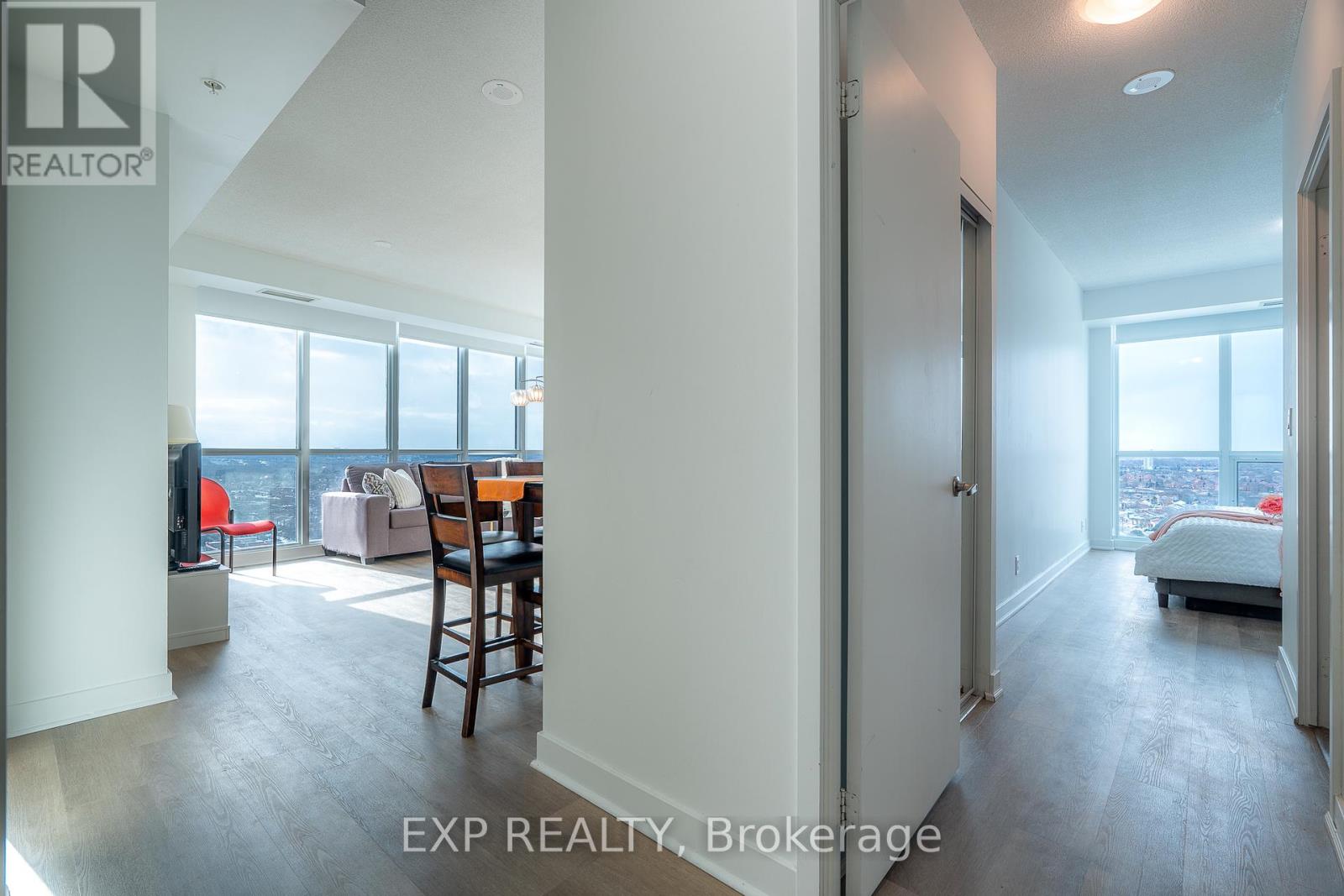 2008 - 3985 Grand Park Drive, Mississauga, Ontario  L5B 0H8 - Photo 8 - W12180522
