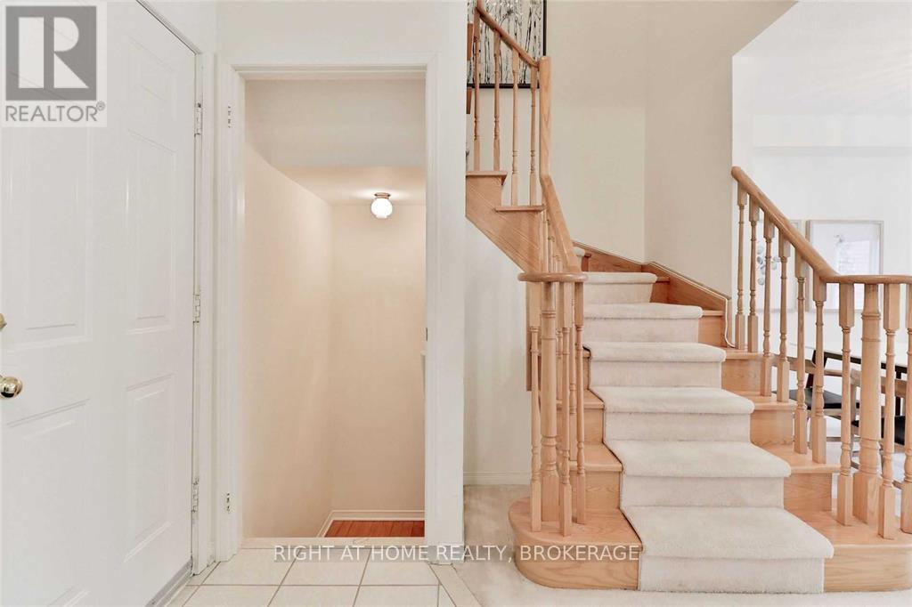 72 - 2665 Thomas Street, Mississauga (Central Erin Mills), Ontario  L5M 6G6 - Photo 4 - W12180532