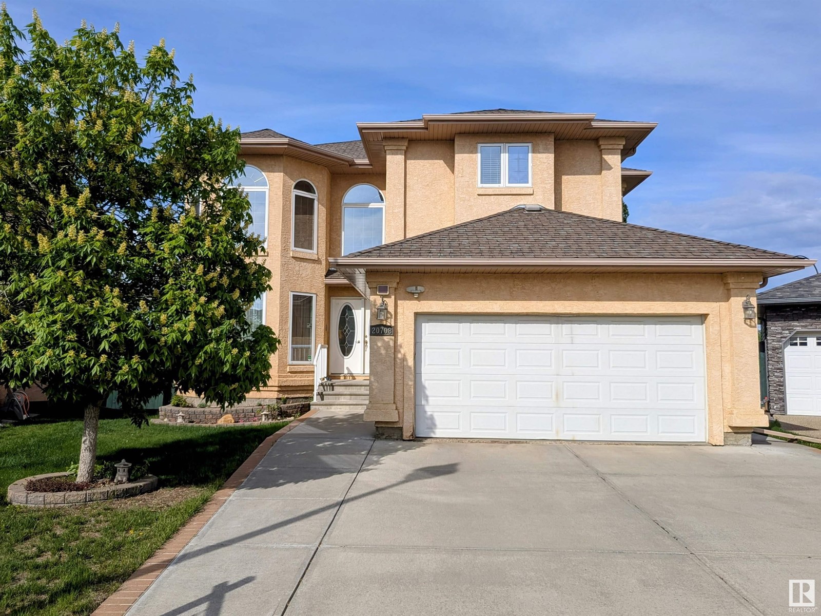 20708 90 Av Nw, Edmonton, Alberta  T5T 1T4 - Photo 1 - E4439032