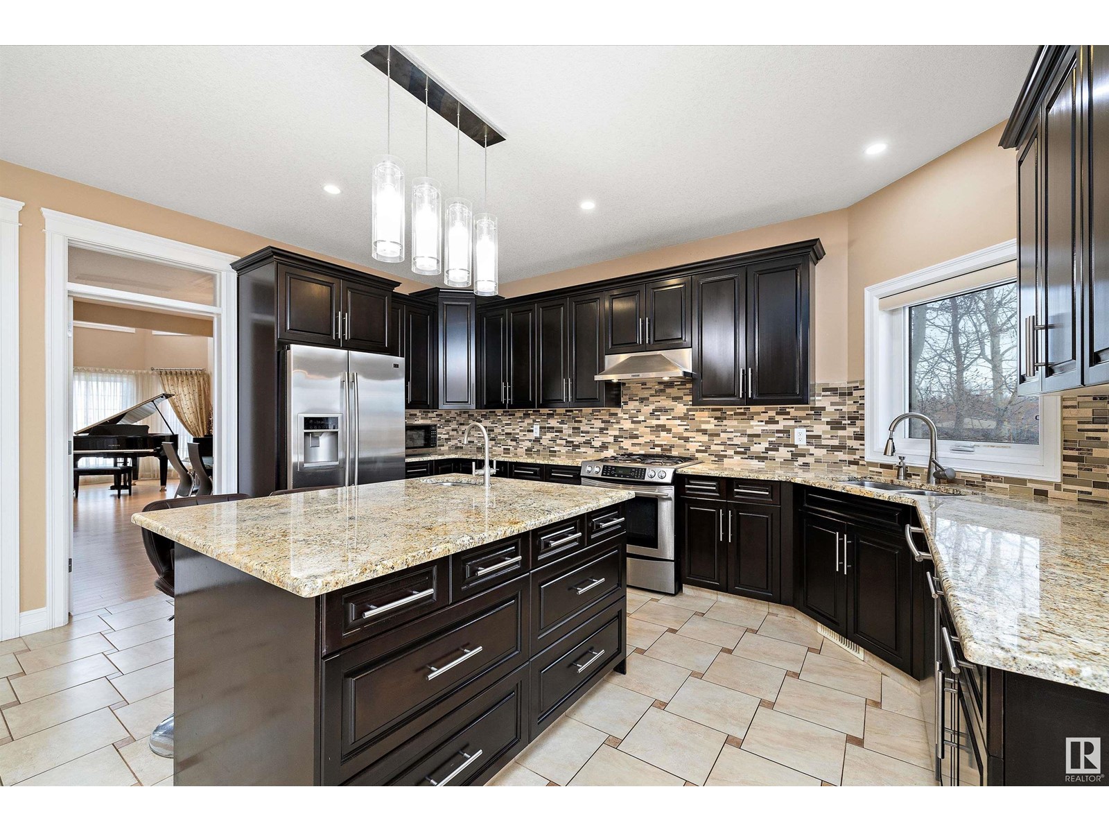 20708 90 Av Nw, Edmonton, Alberta  T5T 1T4 - Photo 12 - E4439032