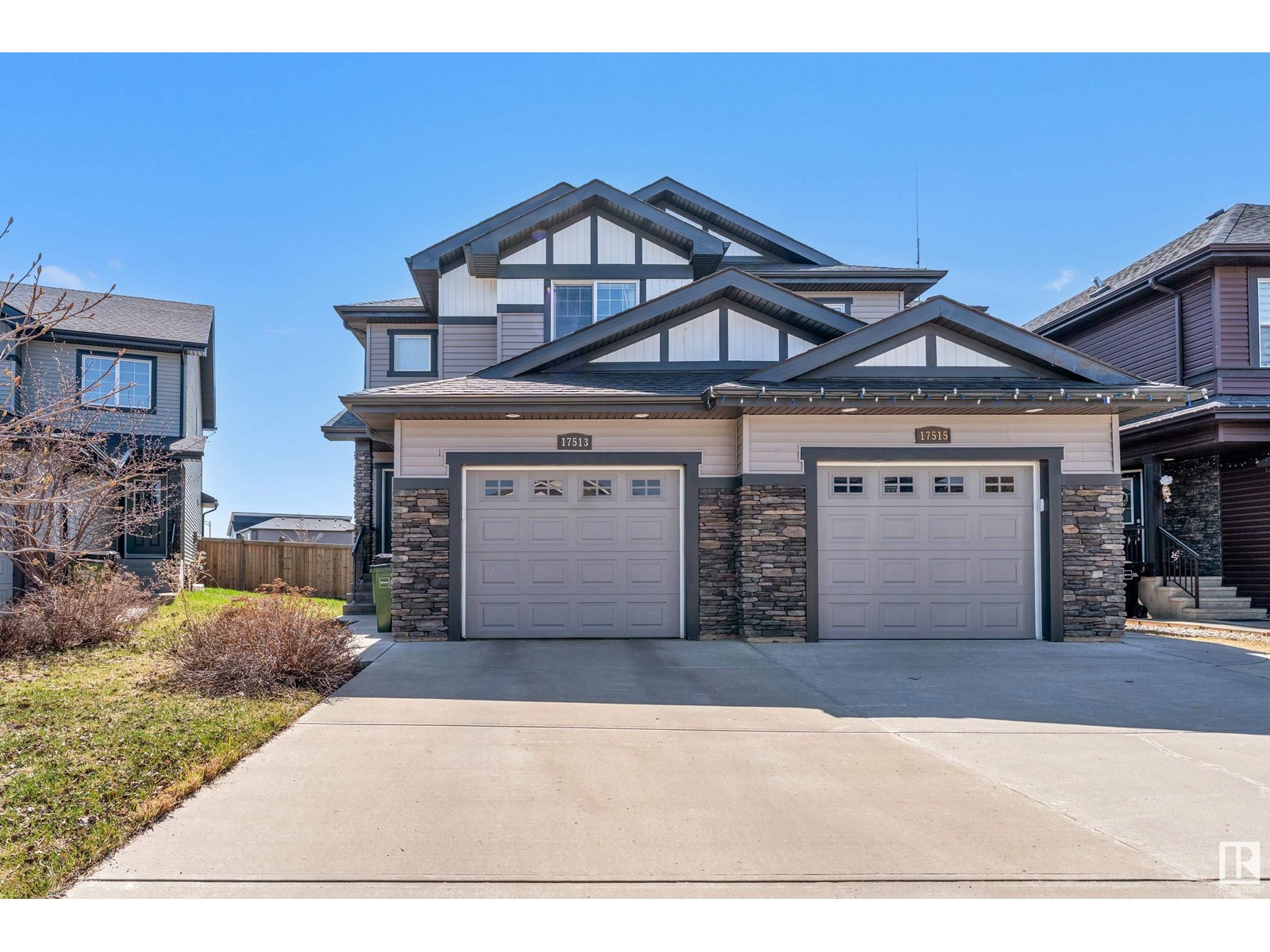 17513 13 Av Sw, Edmonton, Alberta  T6W 2J8 - Photo 1 - E4439035