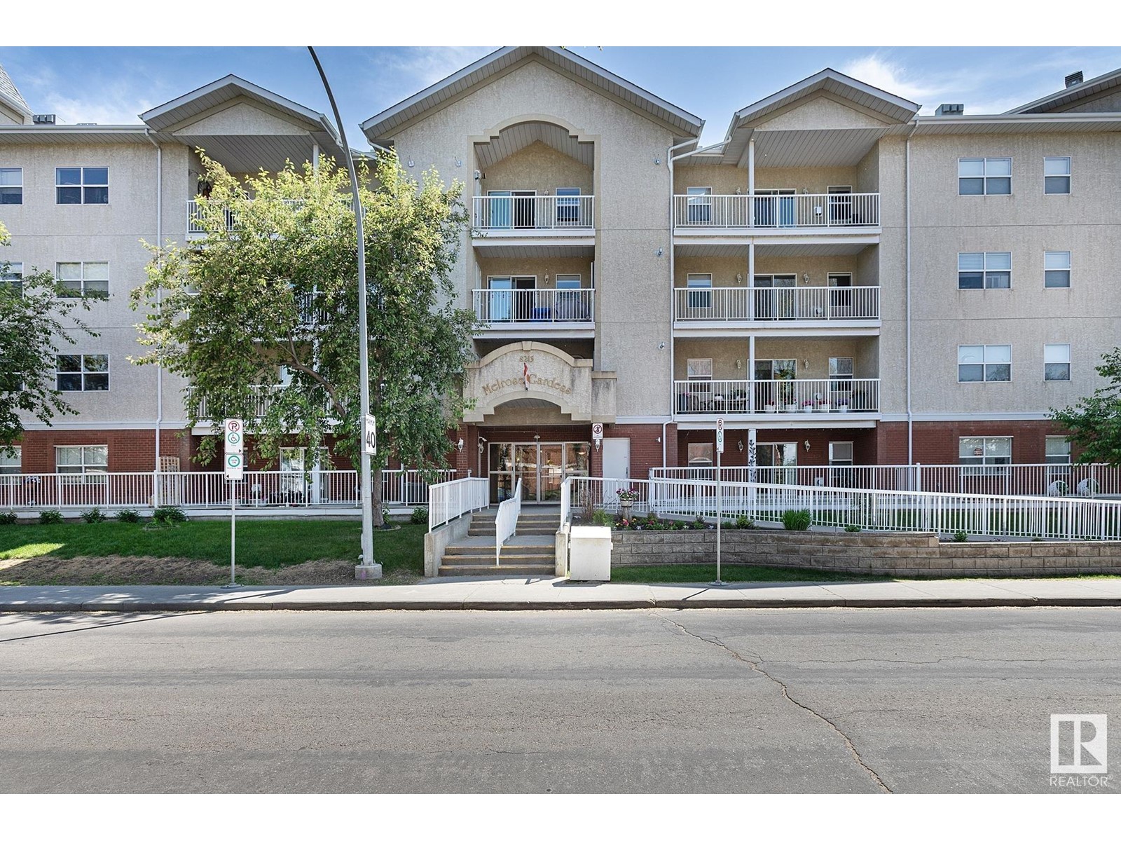 #302 8215 84 AV NW, Edmonton, Alberta