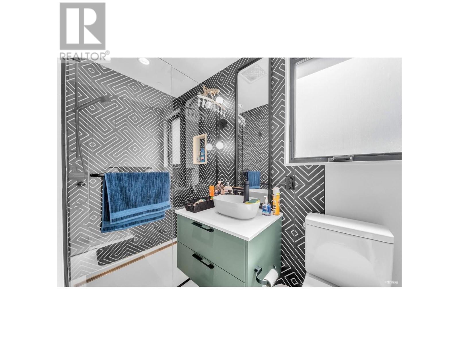 258 E 17th Avenue, Vancouver, British Columbia  V5V 1A7 - Photo 17 - R2991203