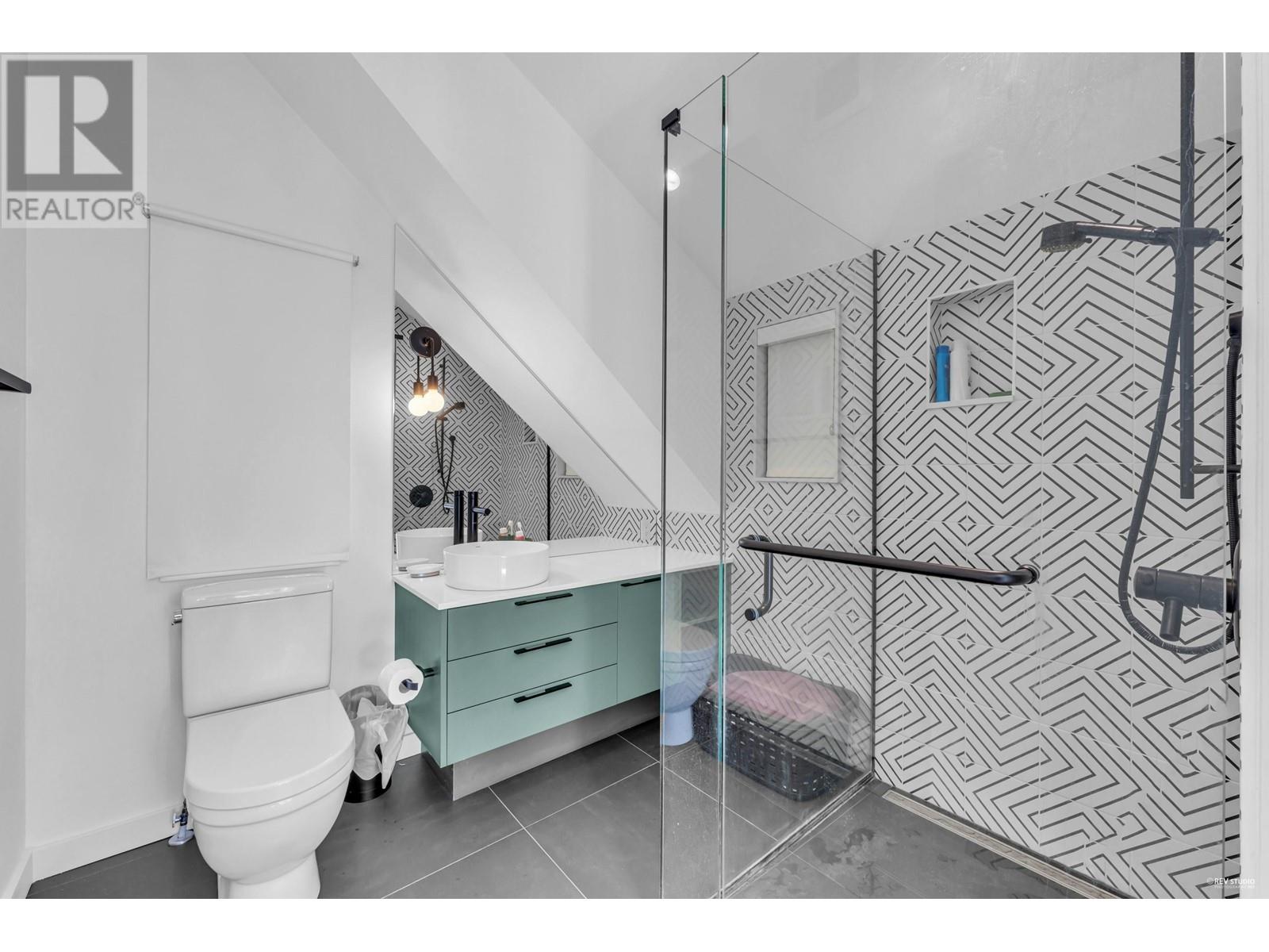258 E 17th Avenue, Vancouver, British Columbia  V5V 1A7 - Photo 10 - R2991203