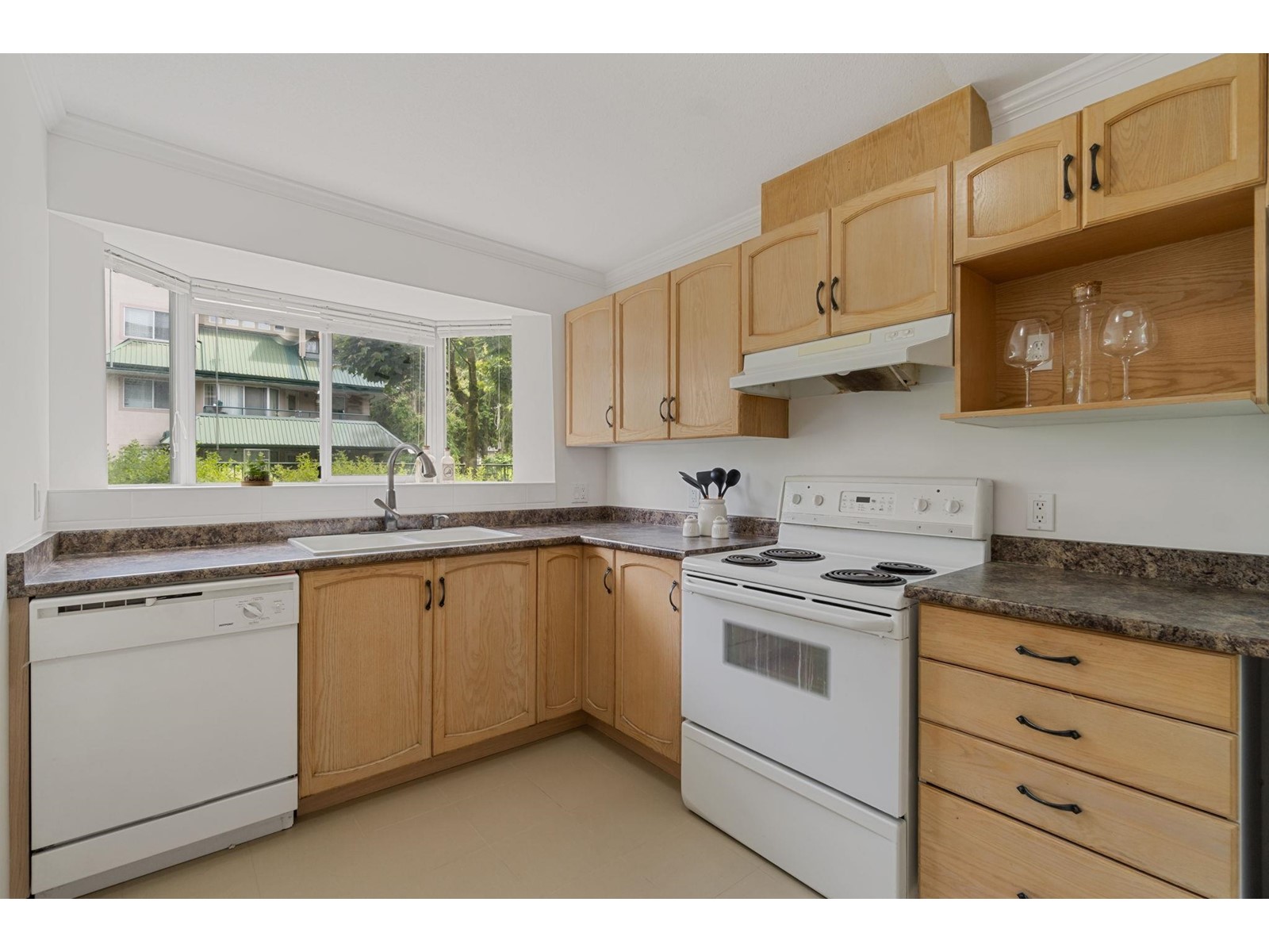 102 2958 Trethewey Street, Abbotsford, British Columbia  V2T 6P6 - Photo 8 - R3008165