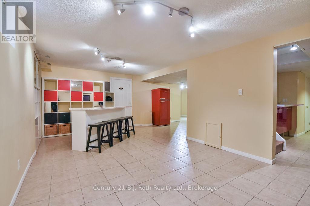 133 York Street, Orillia, Ontario  L3V 7G9 - Photo 36 - S12168710