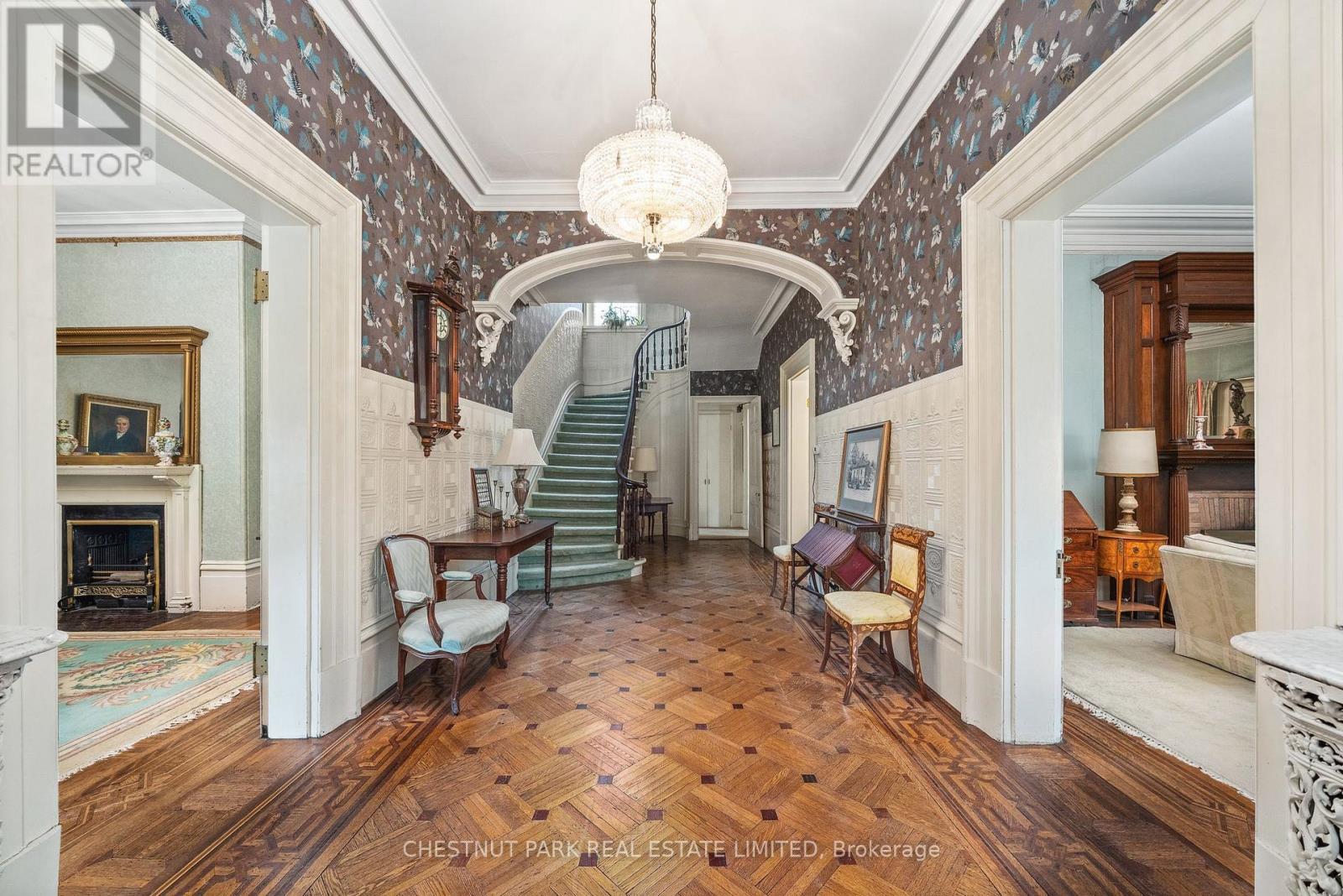 5 Emily Street, Kingston, Ontario K7L 2W2 - Photo 6 - X12177795