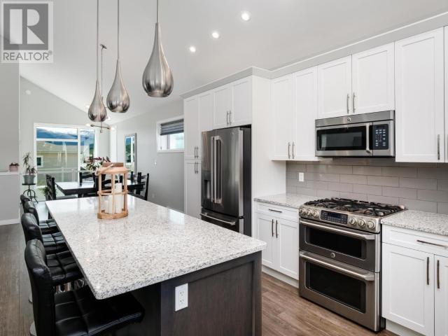 2 Chakawana Lane, Whitehorse, Yukon  Y1A 0N3 - Photo 16 - 16510