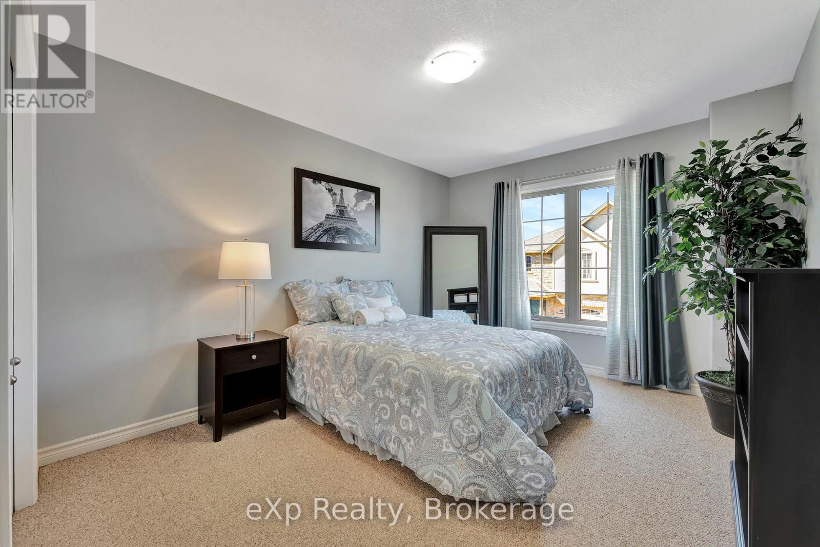 D2 - 12 Brantwood Park Road, Brantford, Ontario  N3P 1G2 - Photo 19 - X12180592