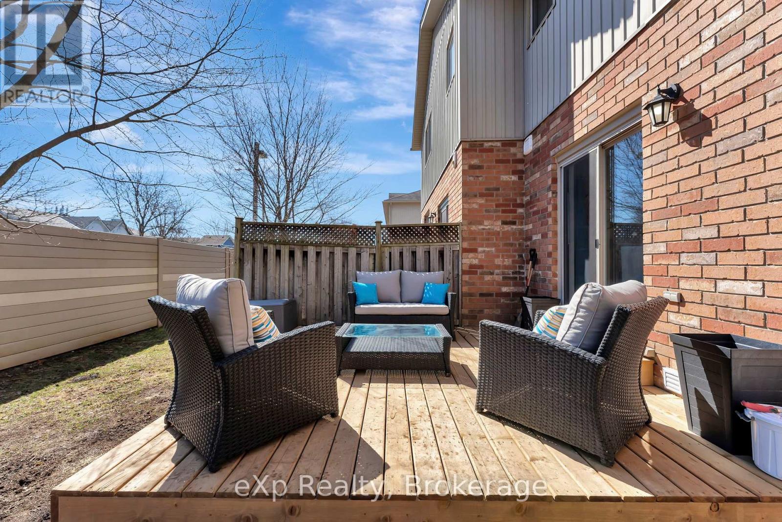 D2 - 12 Brantwood Park Road, Brantford, Ontario  N3P 1G2 - Photo 22 - X12180592