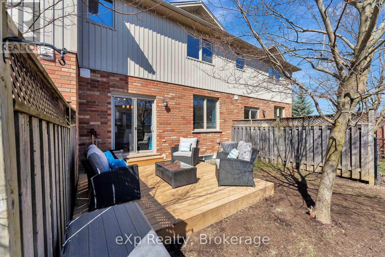 D2 - 12 Brantwood Park Road, Brantford, Ontario  N3P 1G2 - Photo 23 - X12180592