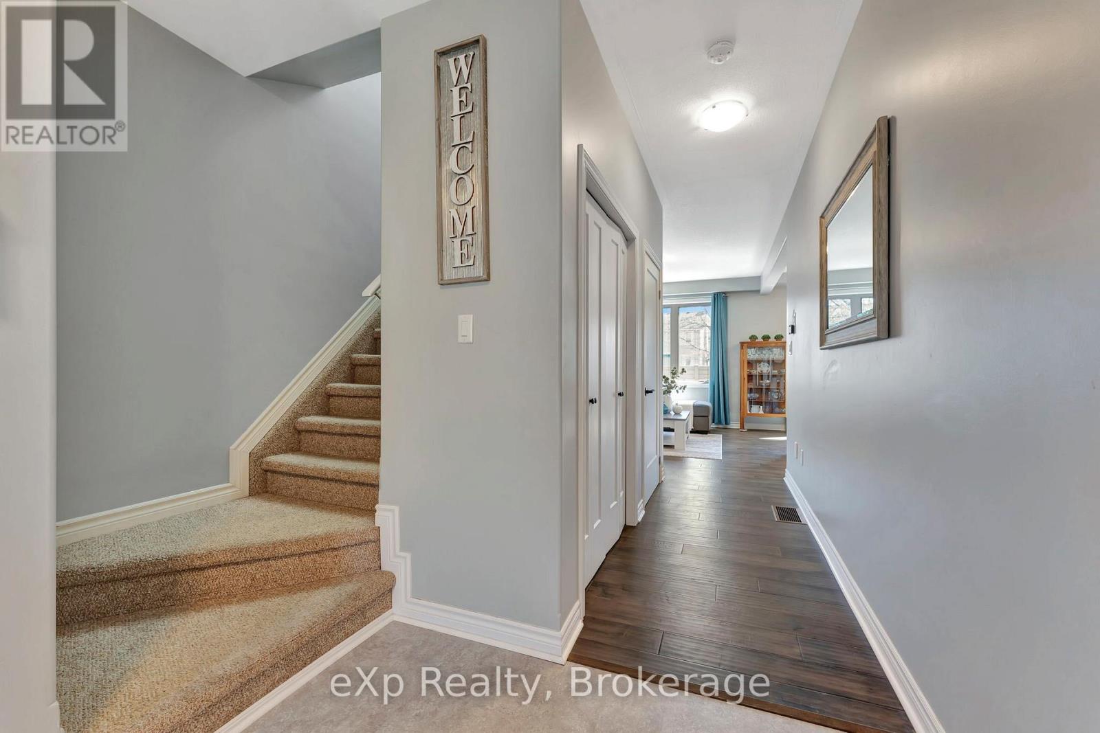 D2 - 12 Brantwood Park Road, Brantford, Ontario  N3P 1G2 - Photo 4 - X12180592