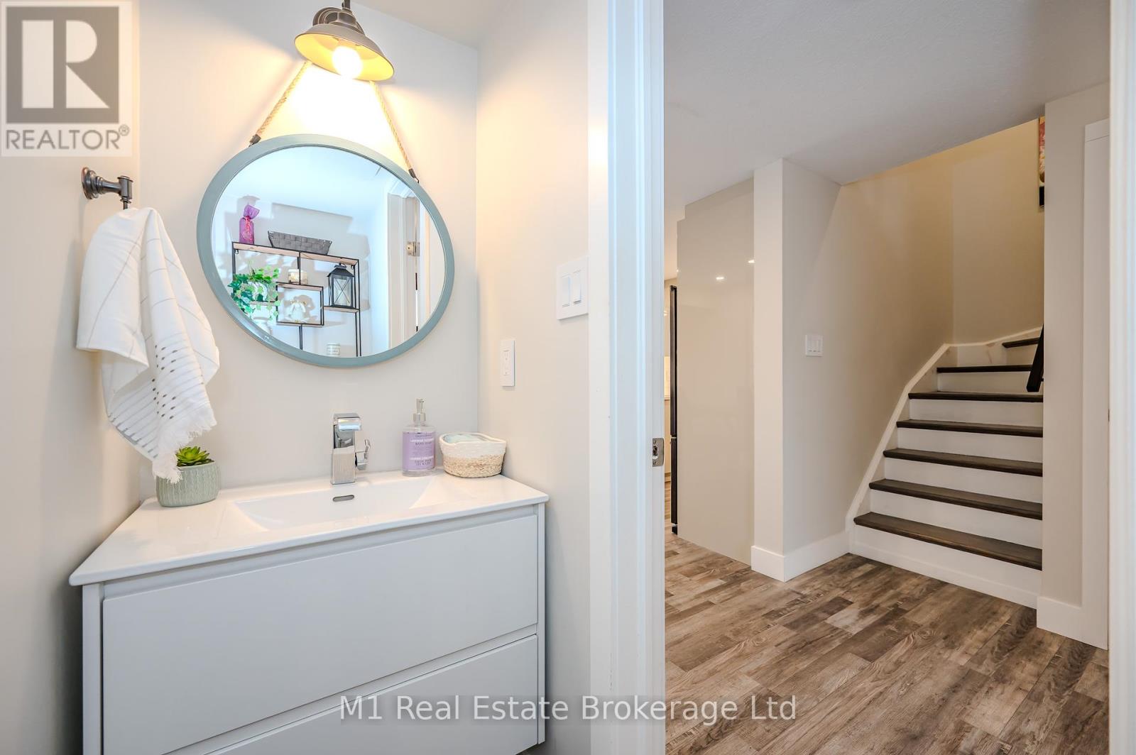 155 Stephanie Drive, Guelph, Ontario  N1K 1X7 - Photo 15 - X12180593