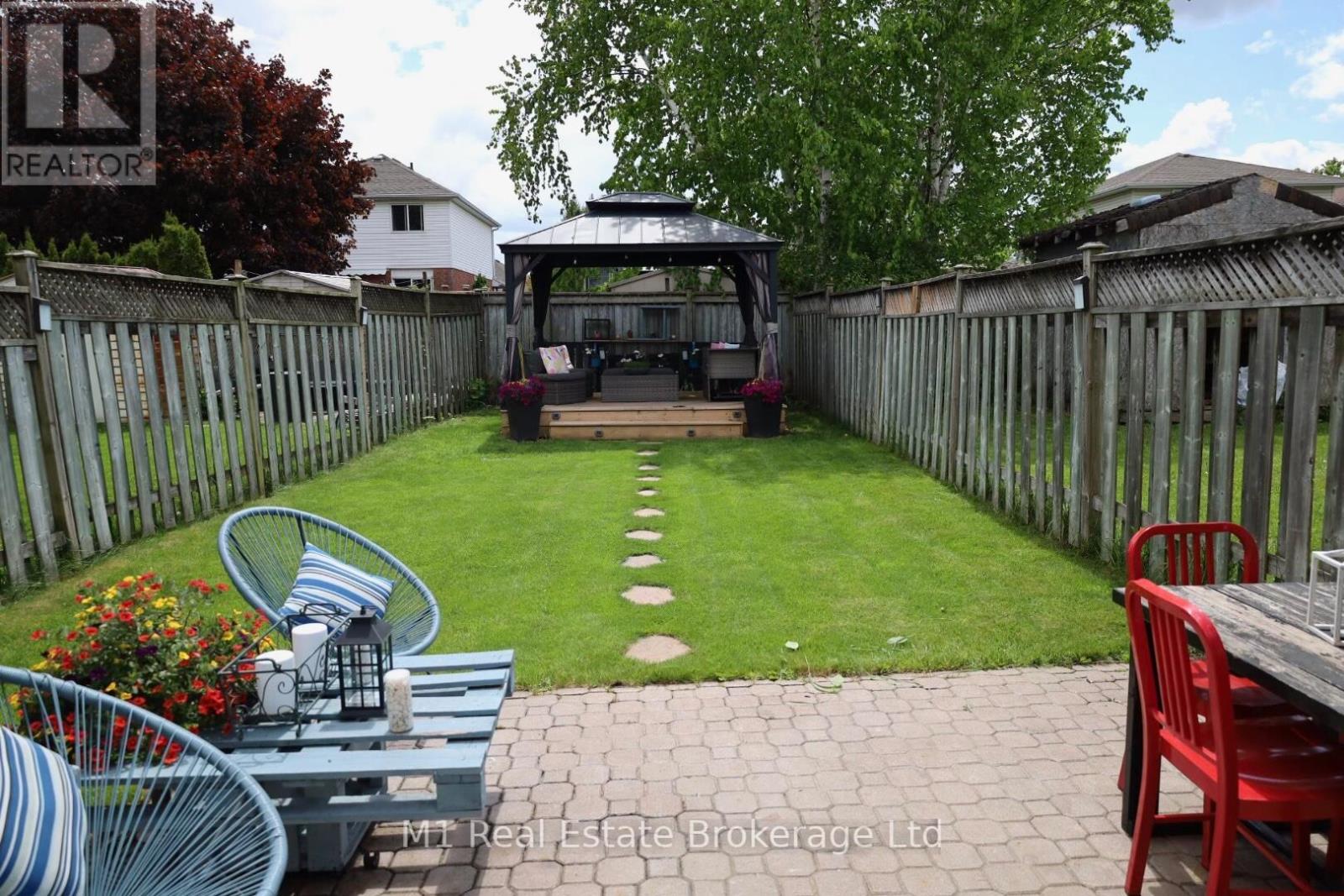 155 Stephanie Drive, Guelph, Ontario  N1K 1X7 - Photo 37 - X12180593