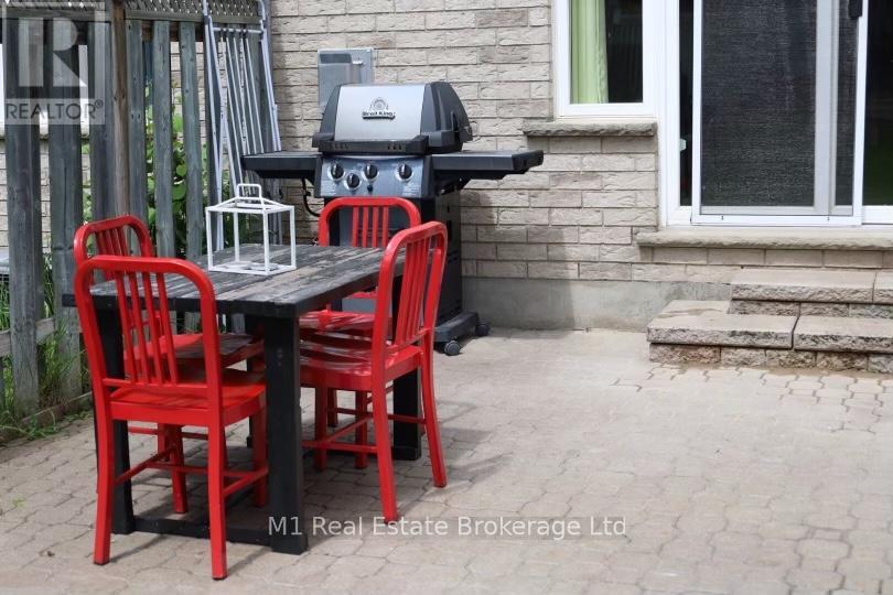 155 Stephanie Drive, Guelph, Ontario  N1K 1X7 - Photo 43 - X12180593