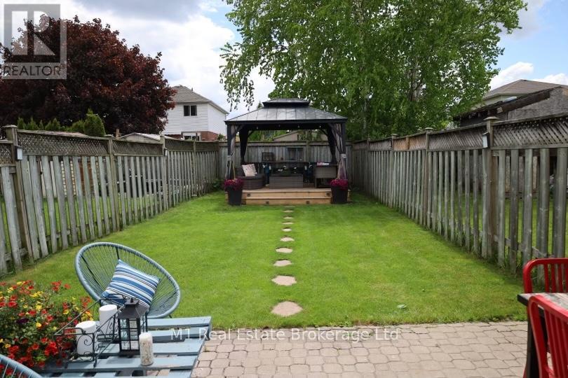 155 Stephanie Drive, Guelph, Ontario  N1K 1X7 - Photo 44 - X12180593