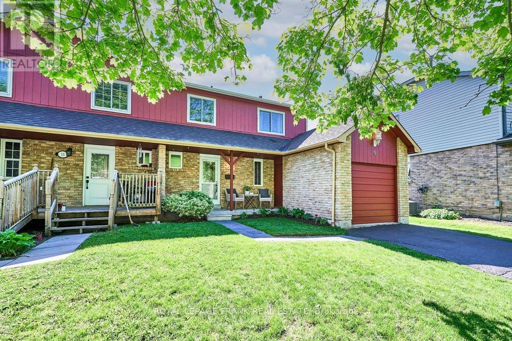 9 Beecroft Court, Whitby, Ontario  L1P 1C7 - Photo 2 - E12180583