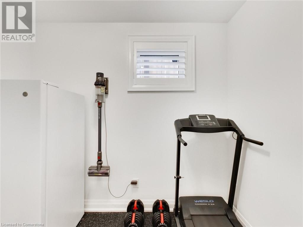 2071 Ghent Avenue Unit# 2, Burlington, Ontario  L7R 1Y4 - Photo 30 - 40729710