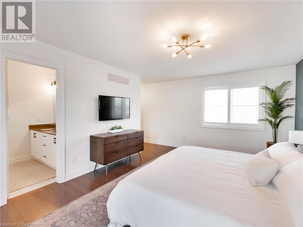 2071 Ghent Avenue Unit# 2, Burlington, Ontario  L7R 1Y4 - Photo 39 - 40729710
