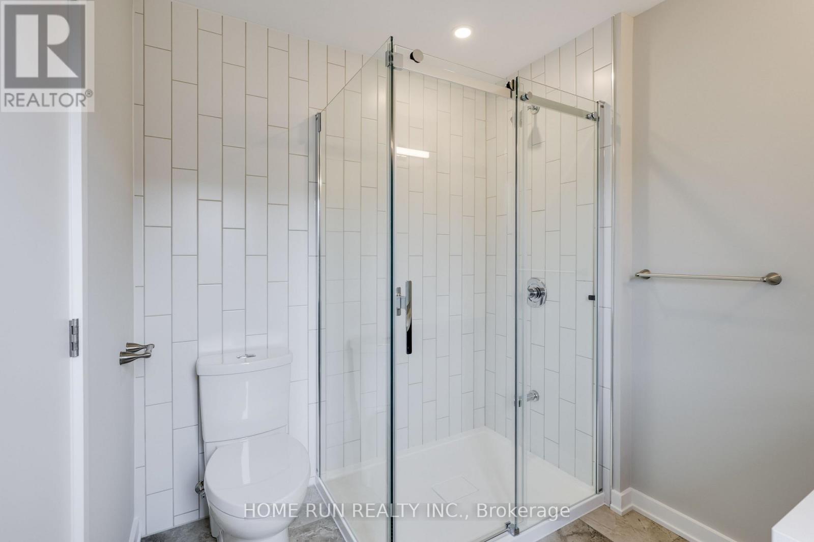 1064 Kitigan Grove, Ottawa, Ontario  K2K 0N7 - Photo 19 - X12180539