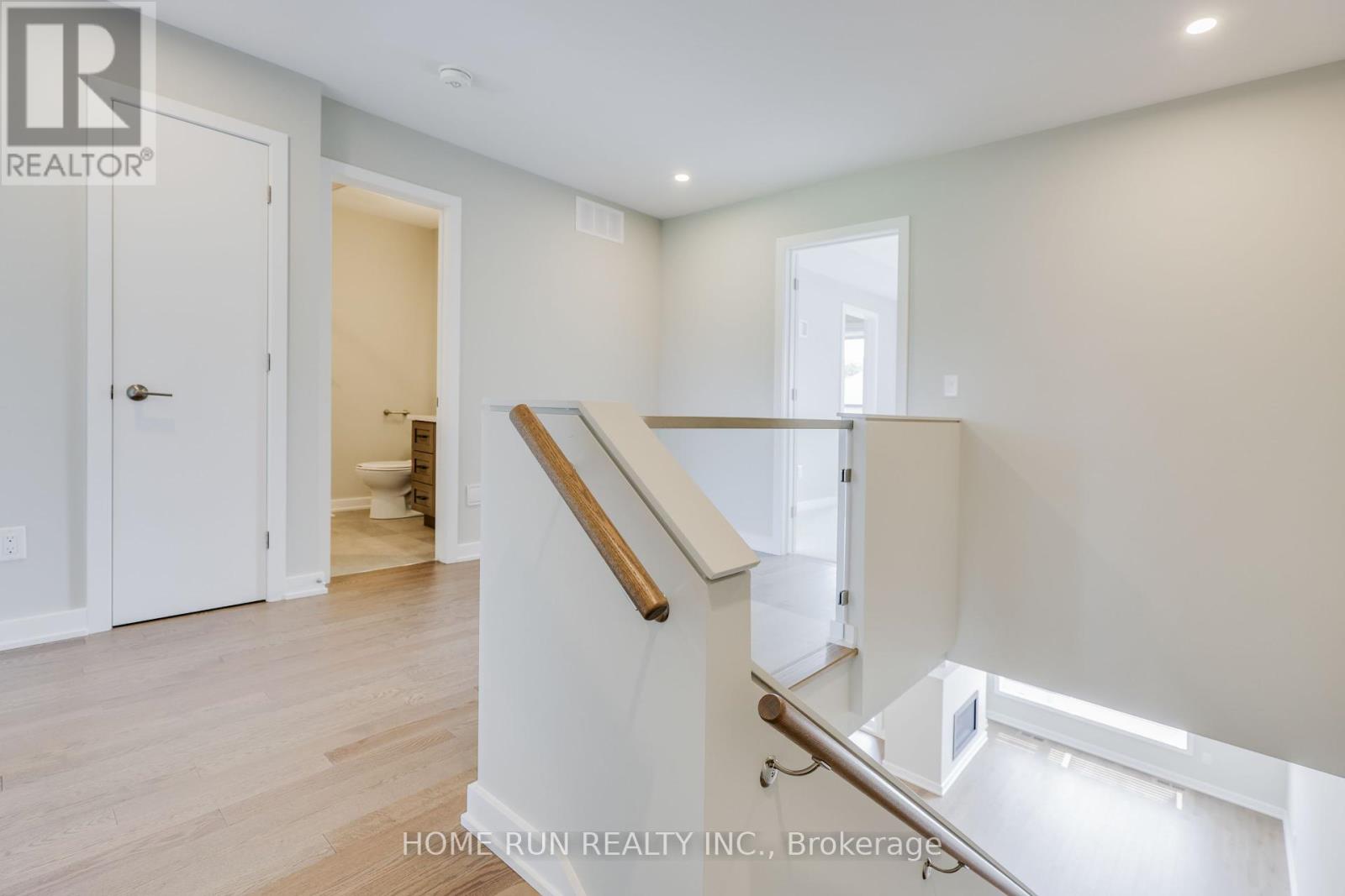1064 Kitigan Grove, Ottawa, Ontario  K2K 0N7 - Photo 14 - X12180539