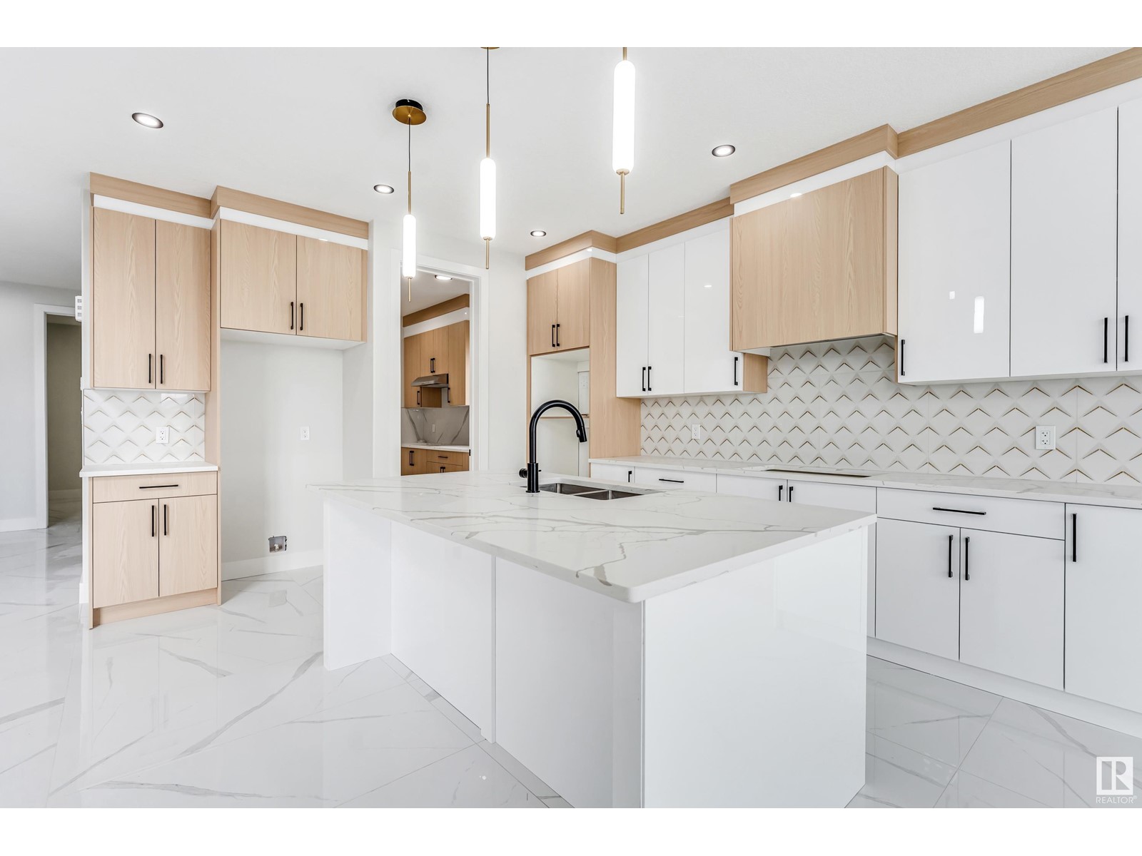 17055 45 St Nw, Edmonton, Alberta  T5Y 4C9 - Photo 13 - E4439043