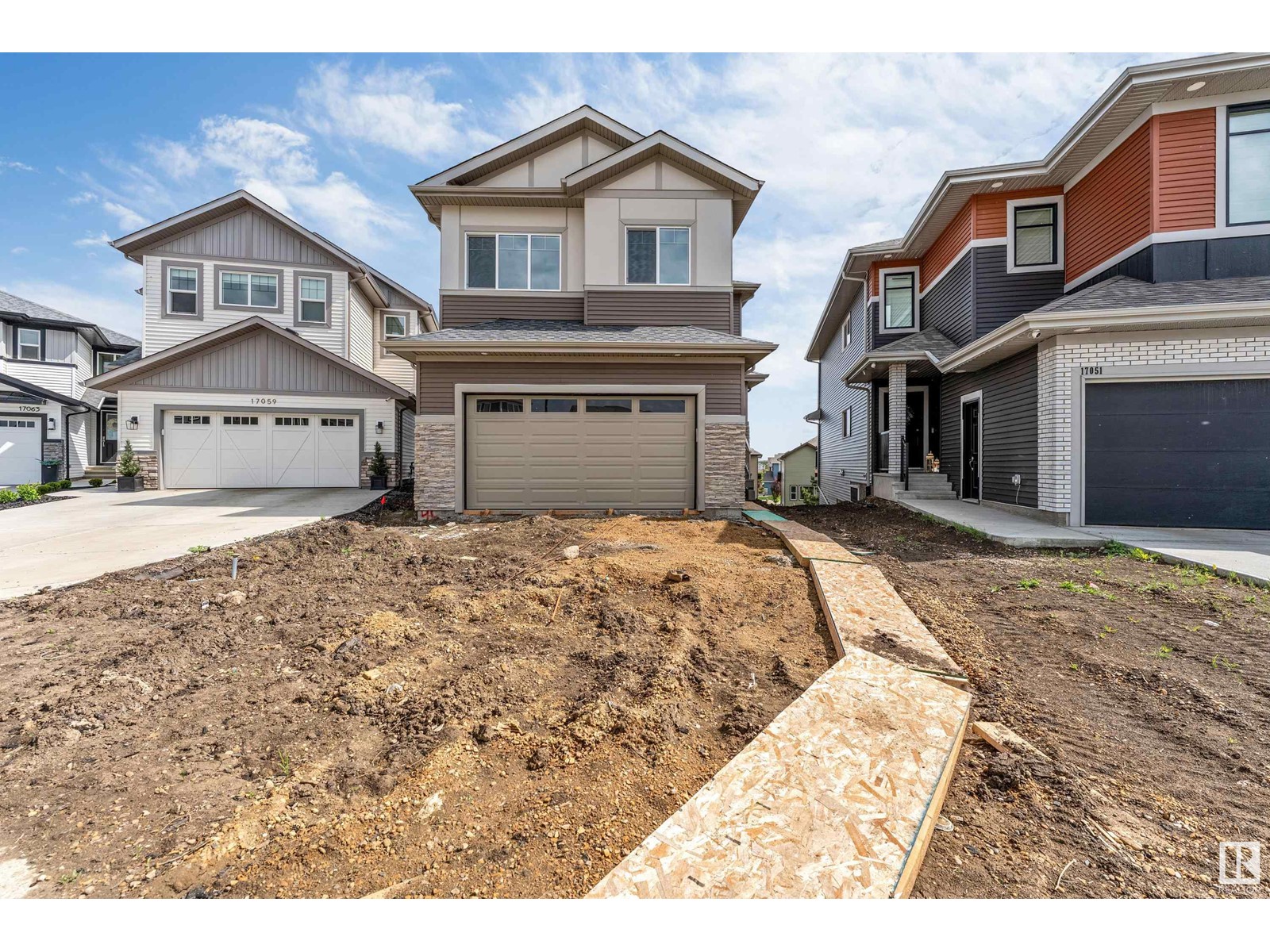 17055 45 St Nw, Edmonton, Alberta  T5Y 4C9 - Photo 2 - E4439043