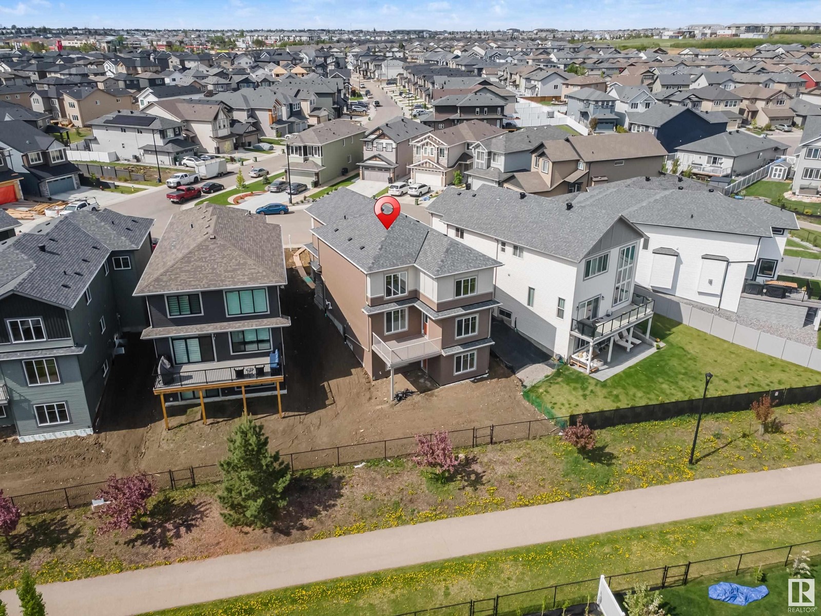 17055 45 St Nw, Edmonton, Alberta  T5Y 4C9 - Photo 5 - E4439043