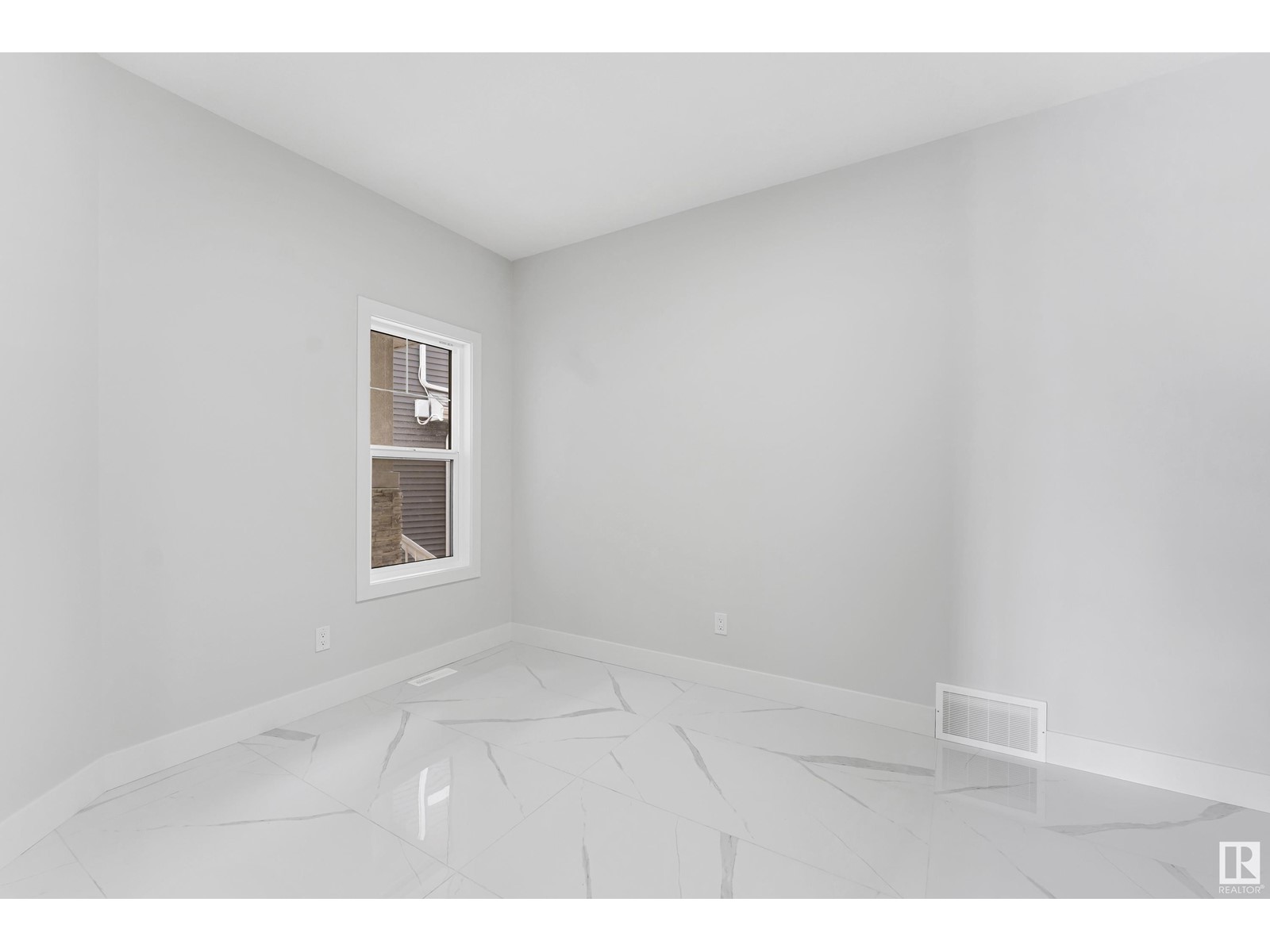 17055 45 St Nw, Edmonton, Alberta  T5Y 4C9 - Photo 8 - E4439043