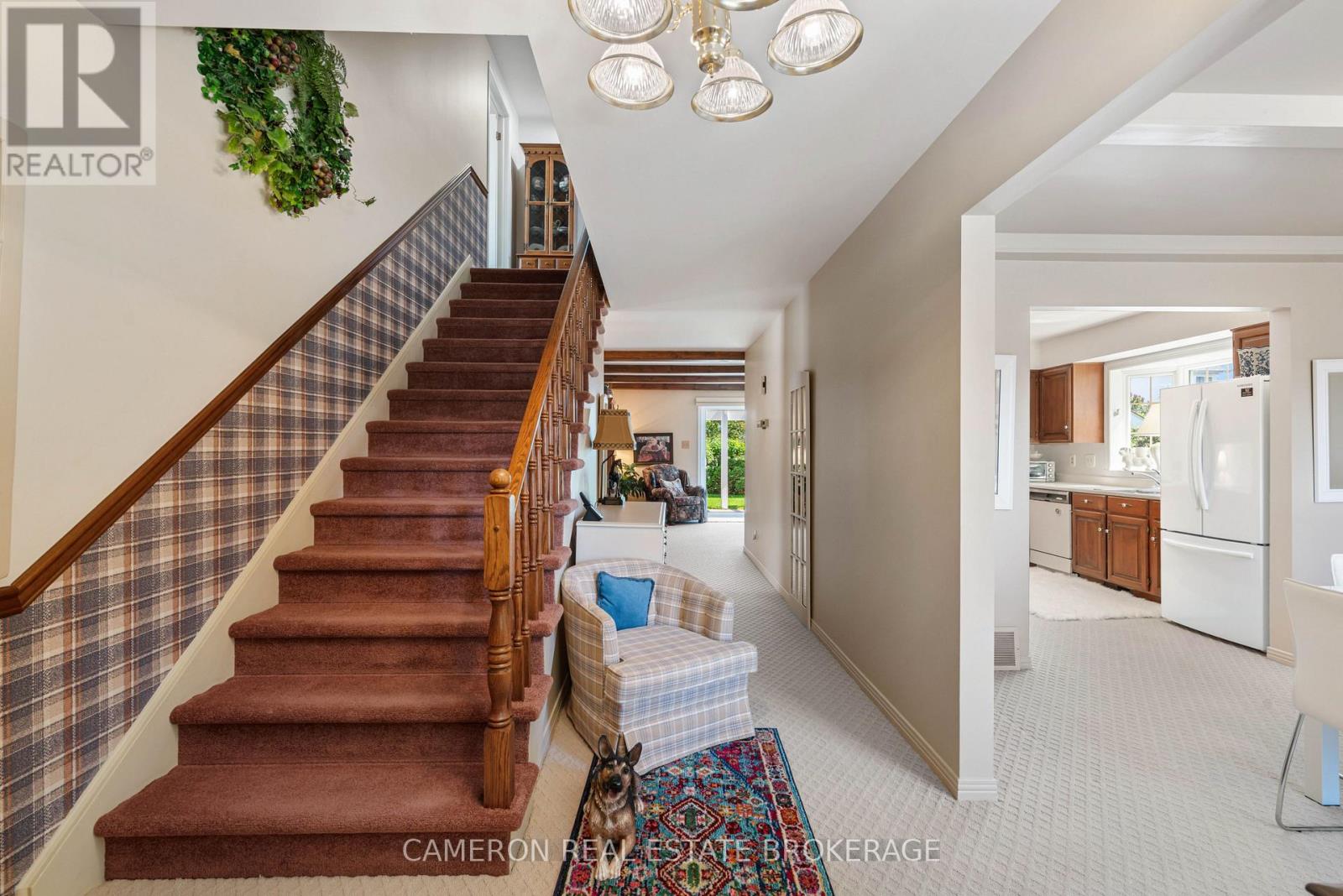 Property at 1928 BELVEDERE CRESCENT image 3