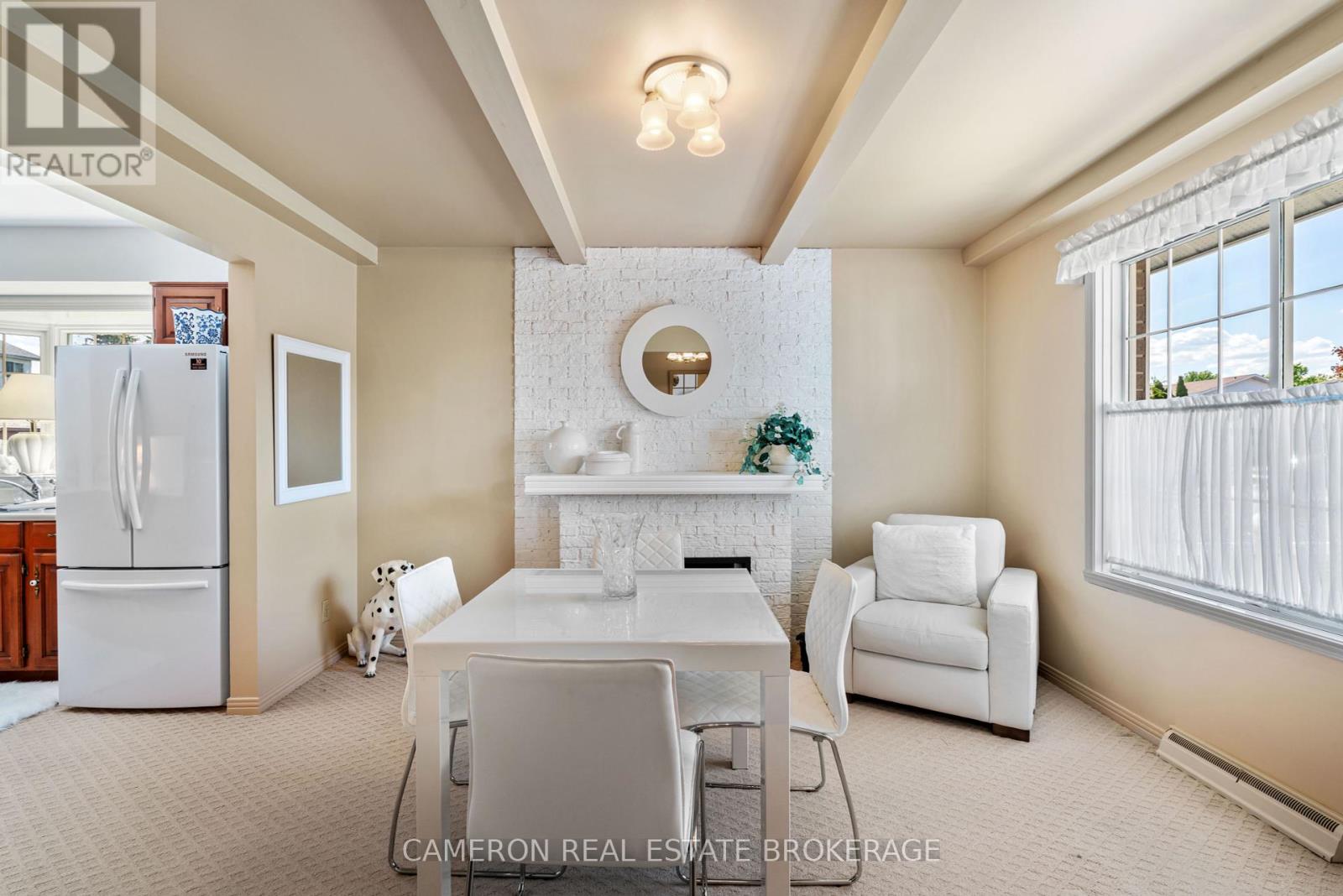 Property at 1928 BELVEDERE CRESCENT image 4