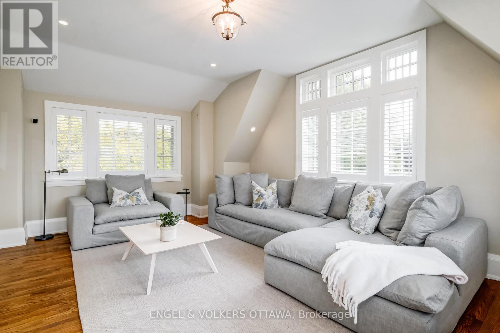 5651 Herwig Place, Ottawa, Ontario  K4M 1B3 - Photo 29 - X12036456