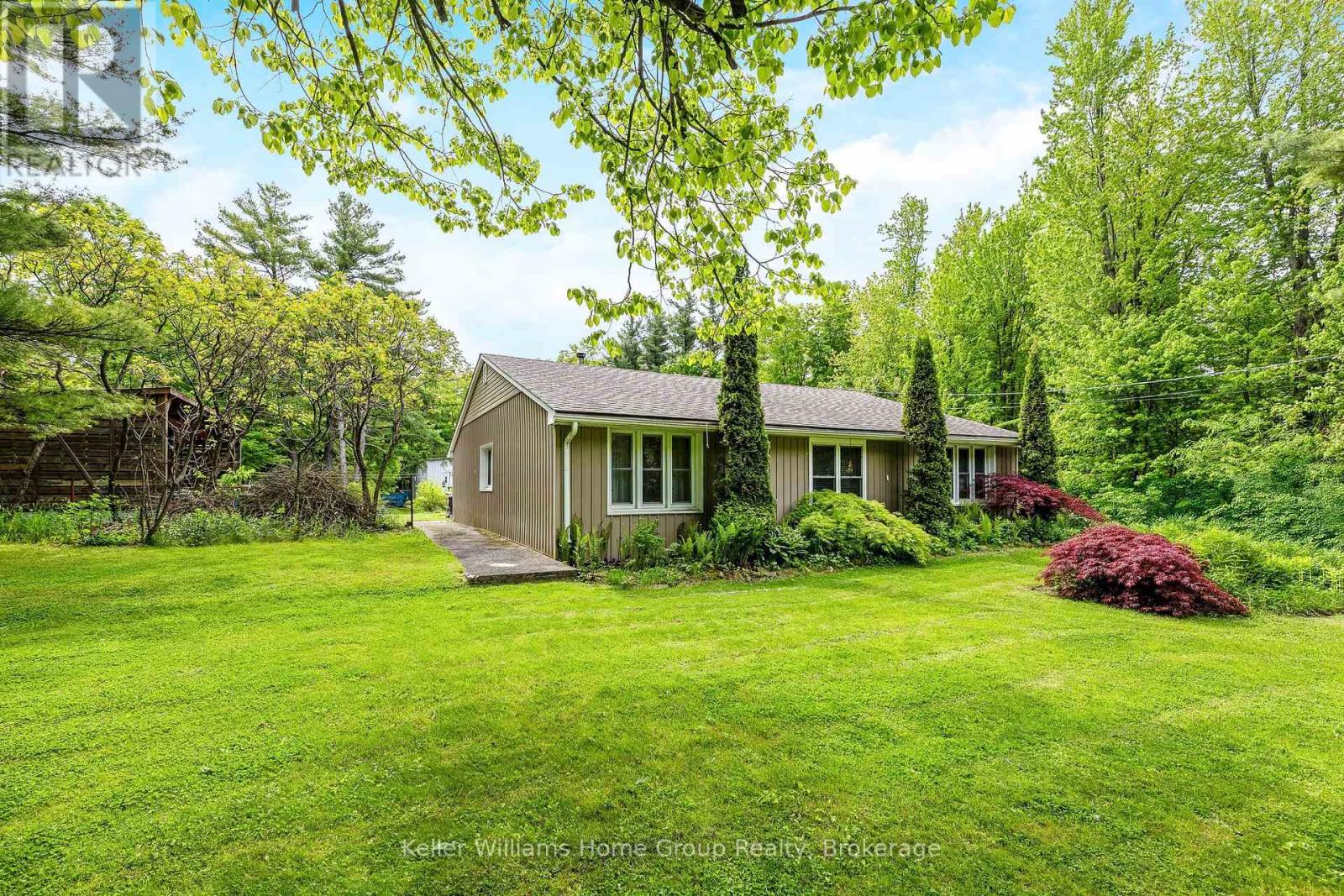 6628 17 Side Road, Halton Hills, Ontario L7J 2M1 - Photo 2 - W12180612