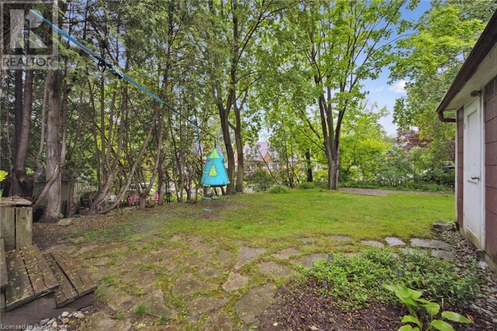 162 Moore Street S, Waterloo, Ontario  N2J 1X6 - Photo 37 - 40733492