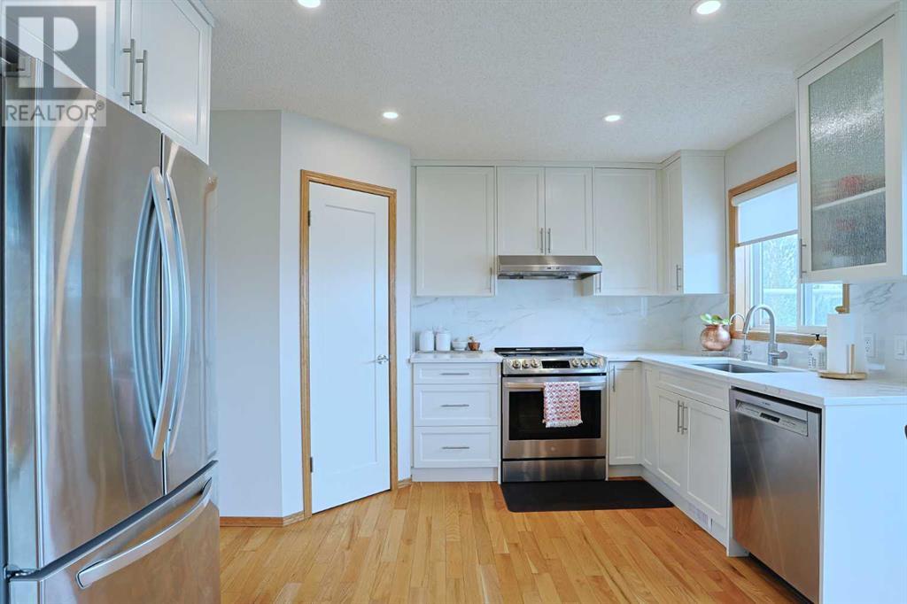108 Edgebrook Rise Nw, Calgary, Alberta  T3A 5A1 - Photo 11 - A2220095
