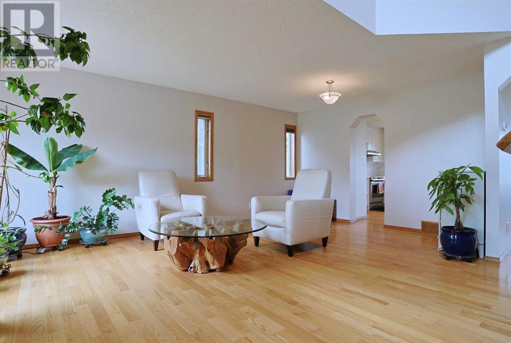 108 Edgebrook Rise Nw, Calgary, Alberta  T3A 5A1 - Photo 7 - A2220095