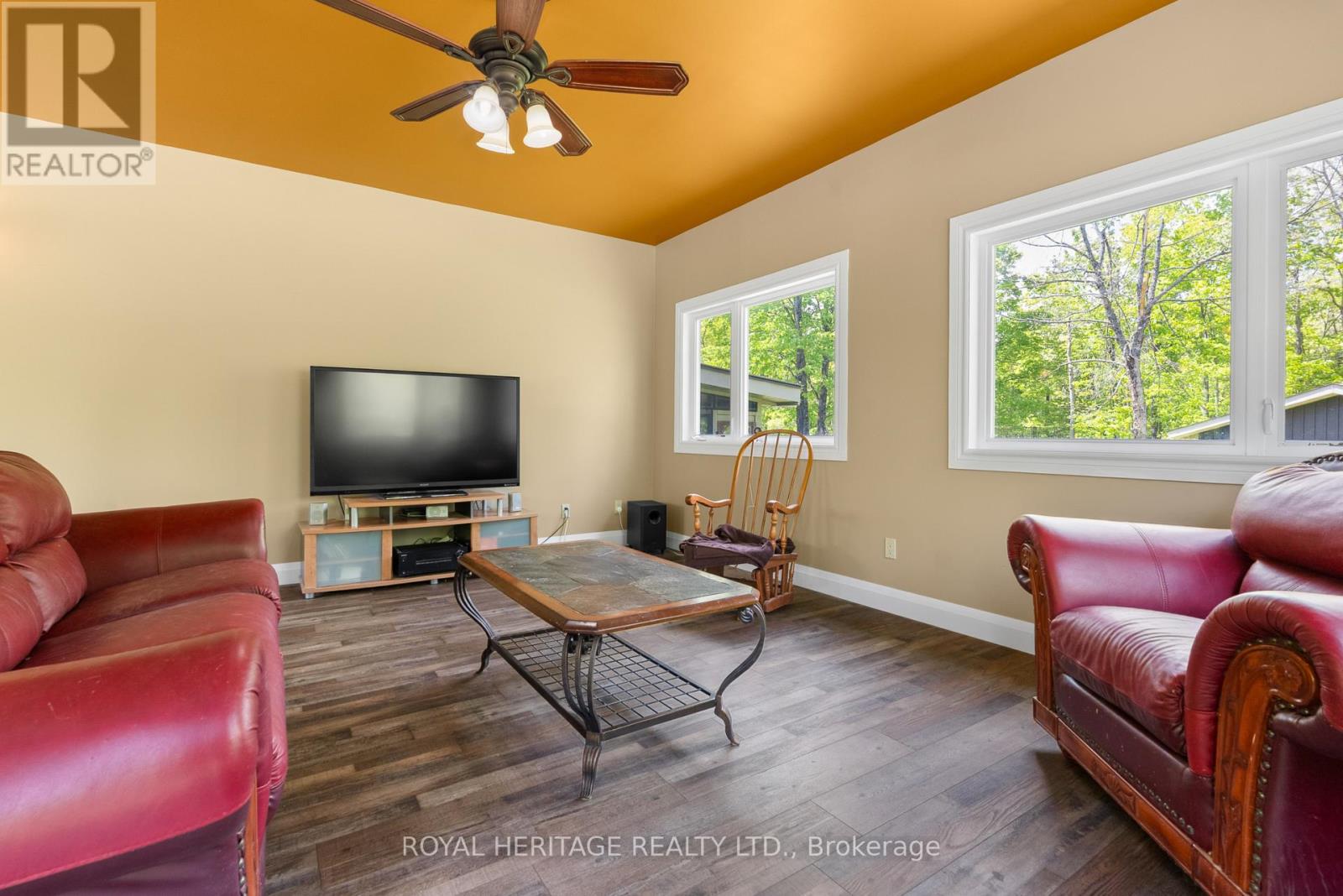 992 County Road 49, Trent Lakes, Ontario  K0M 1A0 - Photo 4 - X12180650