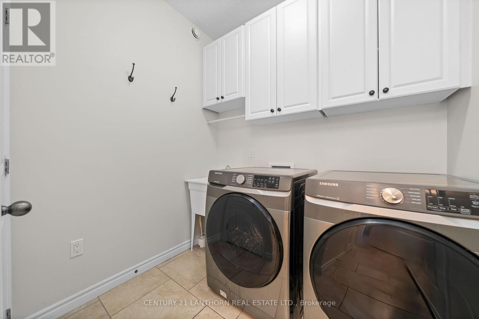 23 Glenwood Street, Quinte West, Ontario  K0K 2C0 - Photo 14 - X12180662