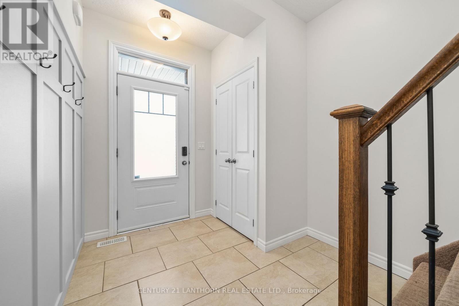 23 Glenwood Street, Quinte West (Frankford Ward), Ontario  K0K 2C0 - Photo 3 - X12180662