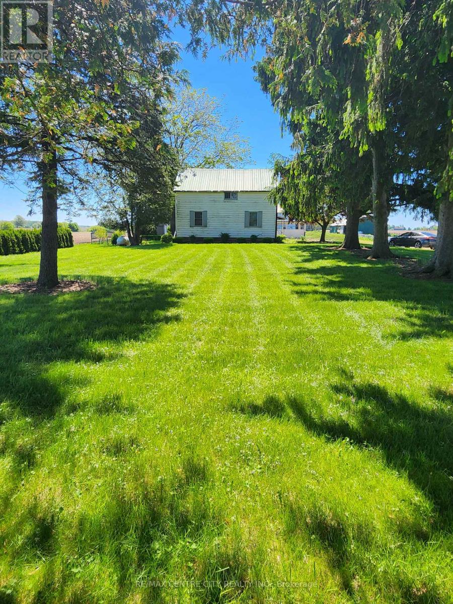 4587 Parkhouse Drive, Southwest Middlesex, Ontario  N0L 1M0 - Photo 1 - X12180624