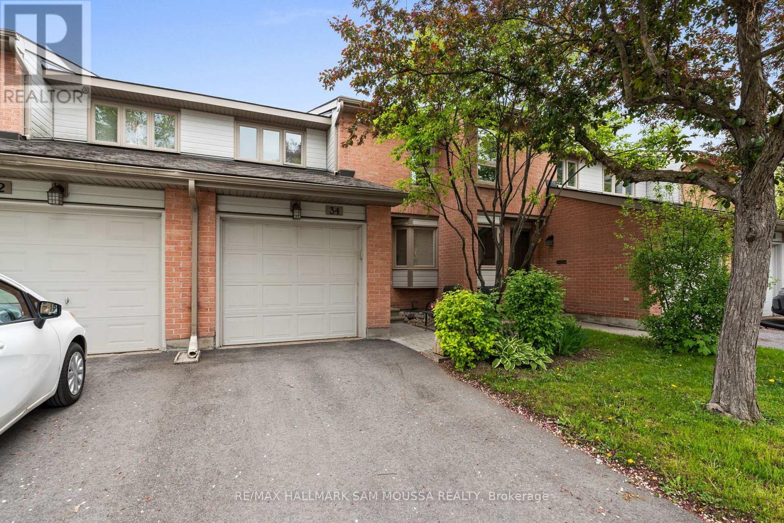 34 - 710 Coronation Avenue, Ottawa, Ontario  K1G 4G7 - Photo 2 - X12180626