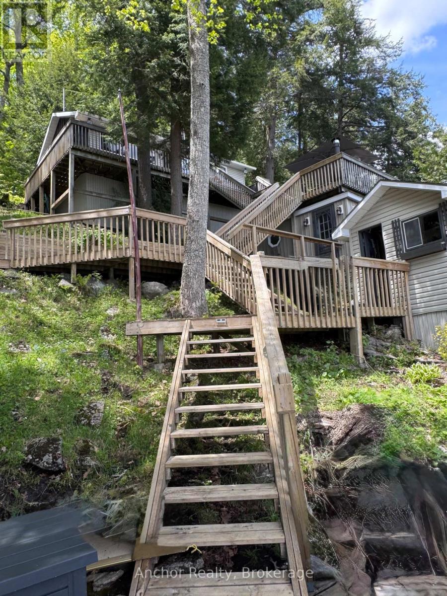 11067 LITTLE HAWK NORTH SH, Algonquin Highlands, Ontario