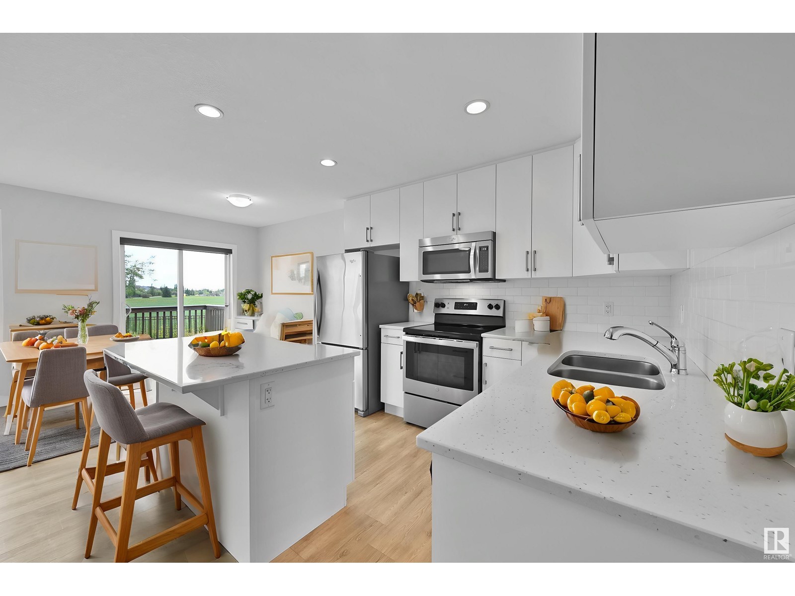 7090 South Terwillegar Dr Nw, Edmonton, Alberta  T6R 0V1 - Photo 3 - E4439049