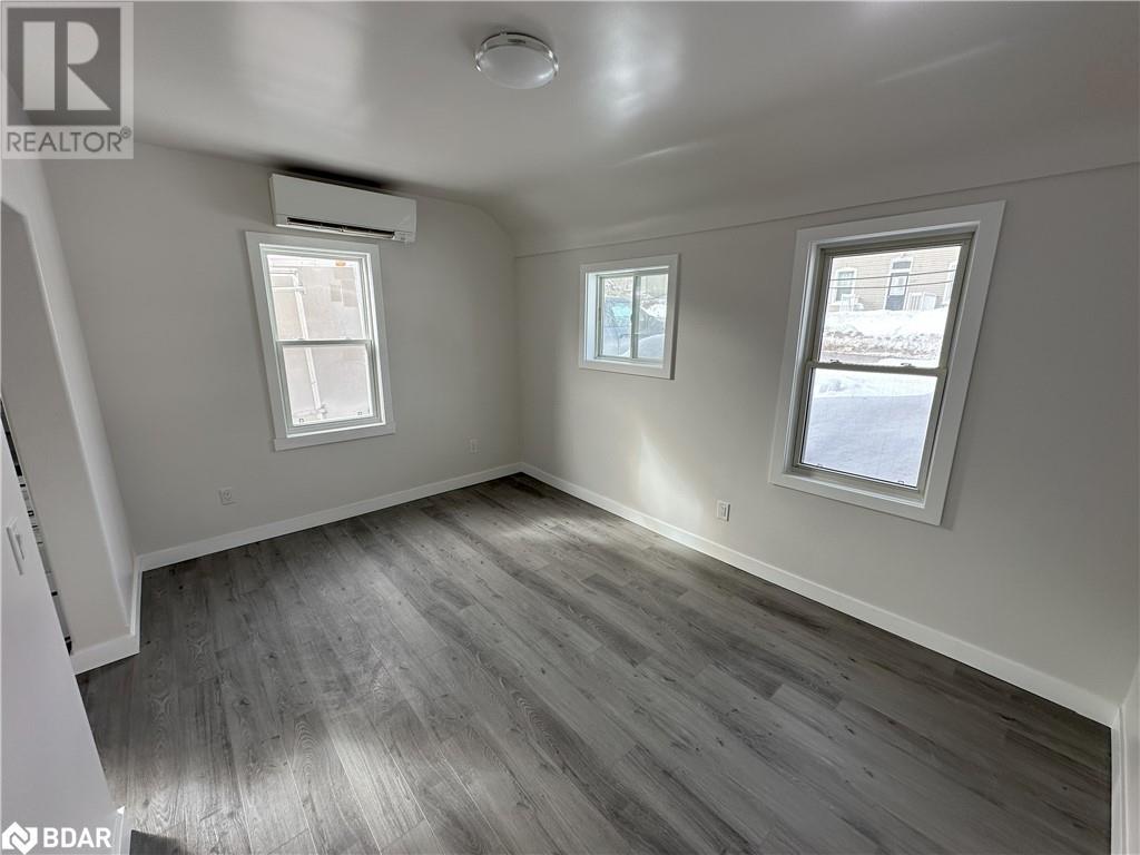 47 E Grove Street E, Barrie, Ontario  L4M 2N9 - Photo 10 - 40697385