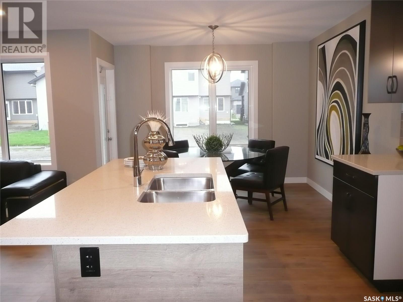 446 Doran Crescent, Saskatoon, Saskatchewan  S7V 1W2 - Photo 5 - SK007521