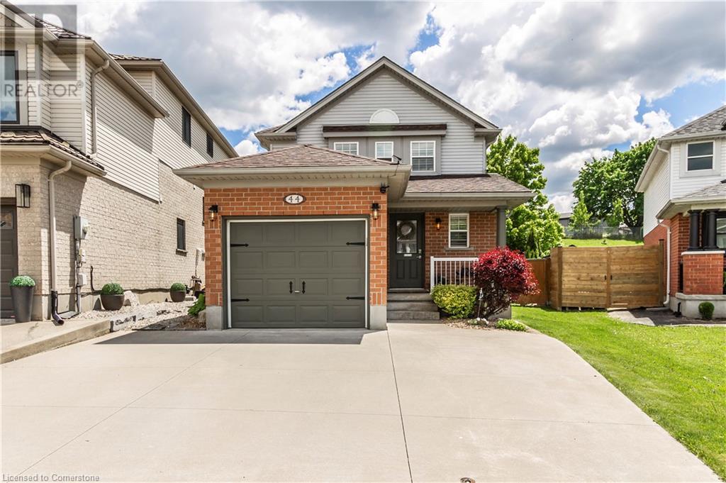 Property at 44 CHRYSLER Crescent image 1