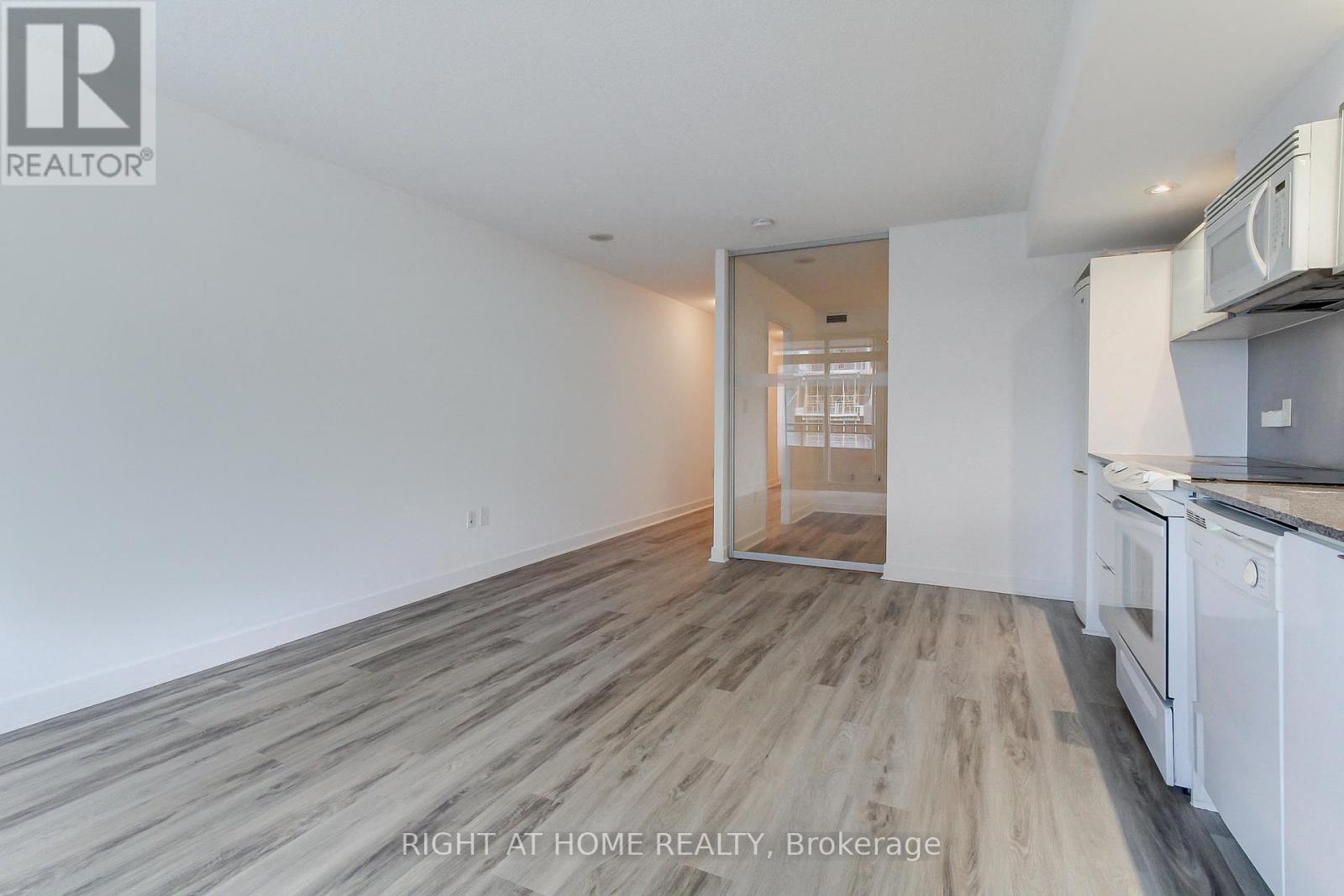 1115 - 4k Spadina Avenue, Toronto, Ontario  M5V 3Y9 - Photo 23 - C12114537
